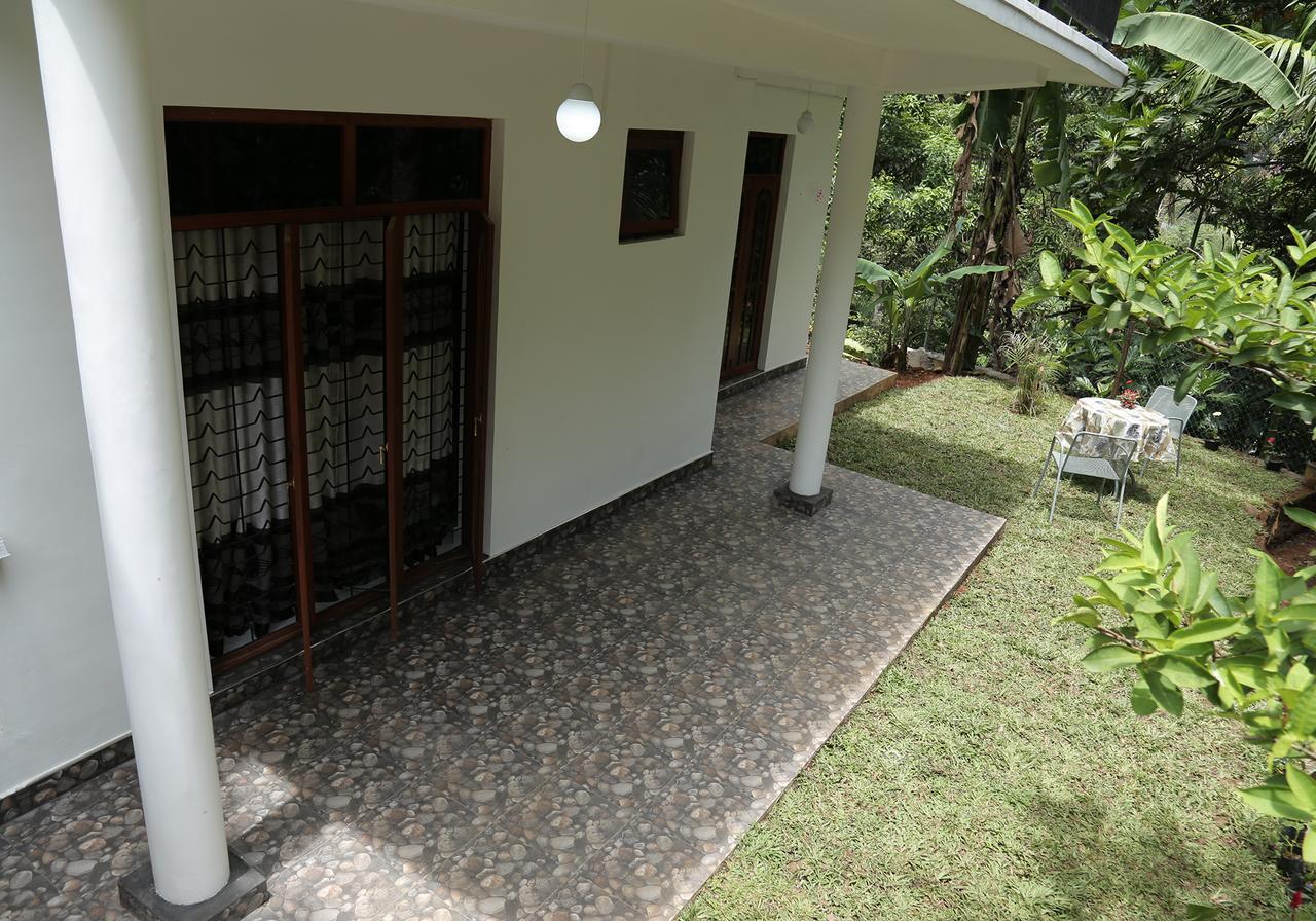 Miracle Villa Kandy Buitenkant foto