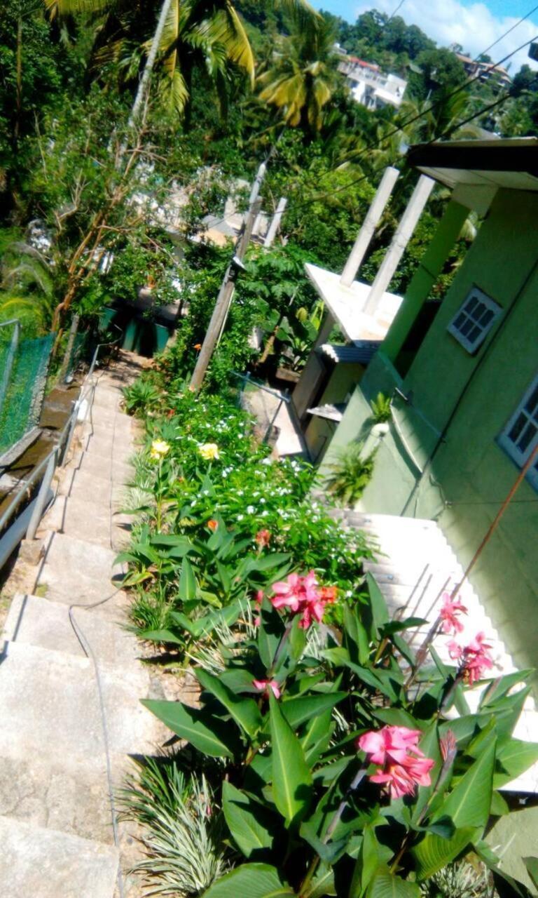 Miracle Villa Kandy Buitenkant foto